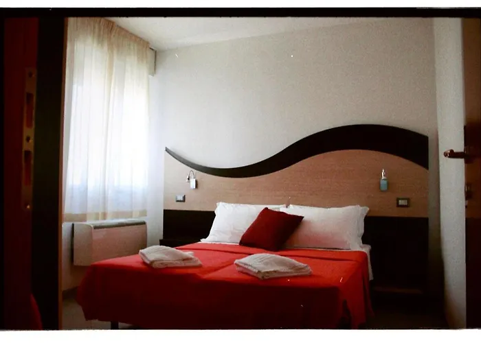 Aparthotel Tropicana Residence 4*