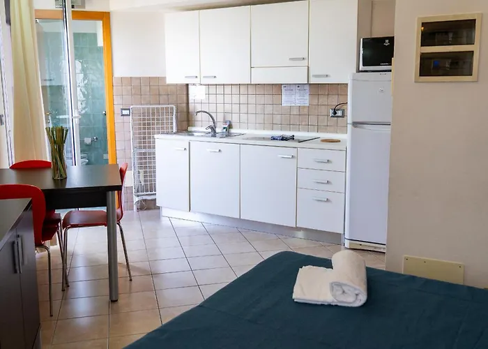 Aparthotel Tropicana Residence 4*