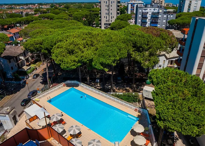 Aparthotel Tropicana Residence