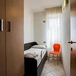 Tropicana Lejlighedshotel Llido Degli Estensi