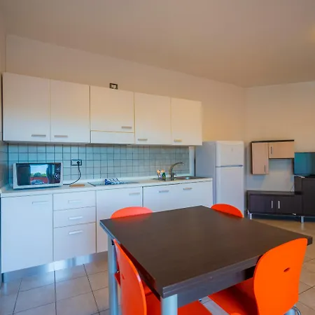 Tropicana 4* 리도 델리 에스텐시