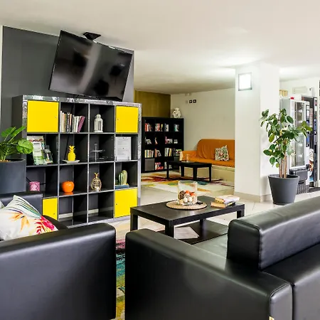 Appart hôtel Tropicana 4*