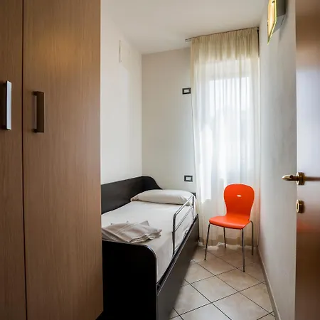 Tropicana Aparthotel Llido Degli Estensi