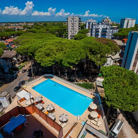 Aparthotel Tropicana