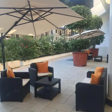 Aparthotel Tropicana Residence Llido Degli Estensi