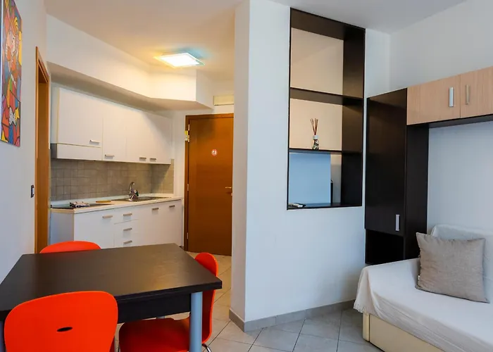 アパートホテル Tropicana リド・デッリ・エステンシ