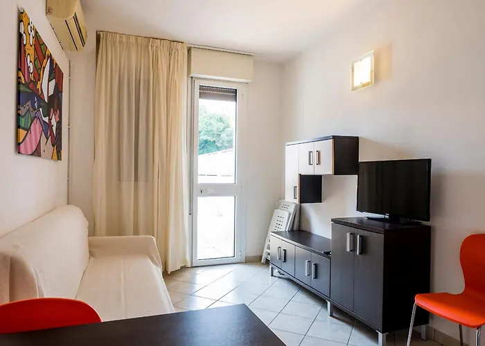 Apart Otel Tropicana